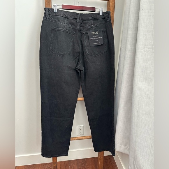 NWT Good American 90s Relaxed Mid Rise Jean - Picture 6 of 10